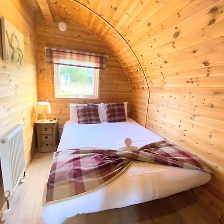 Villa Pond View Pod 1 With Outdoor Hot Tub - Fife - Loch Leven - Lomond Hills à Kelty Extérieur photo
